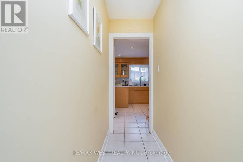 1216 Leewood Drive — photo 14 of 40