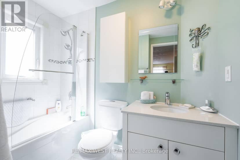 1216 Leewood Drive — photo 31 of 40