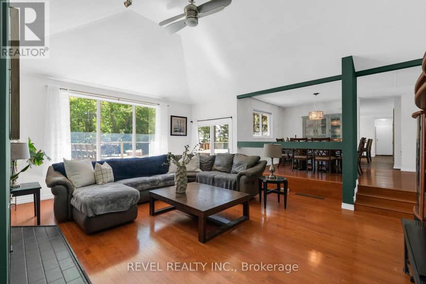 3964 Grove Place — photo 4 of 35