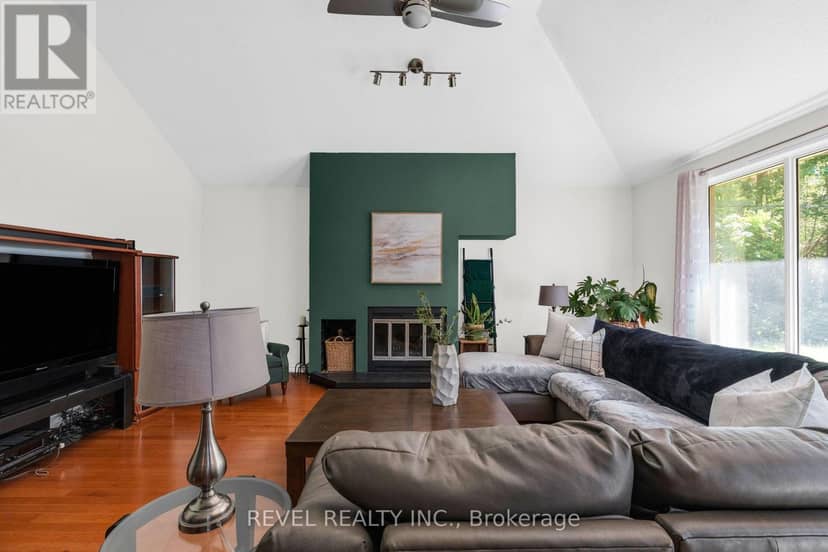 3964 Grove Place — photo 5 of 35