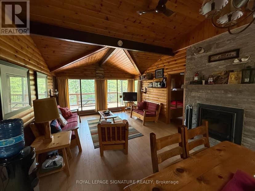 1743 North Muldrew Lake Road, Gravenhurst, photo 2