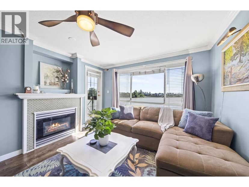 312 6 RENAISSANCE SQUARE, New Westminster, photo 5