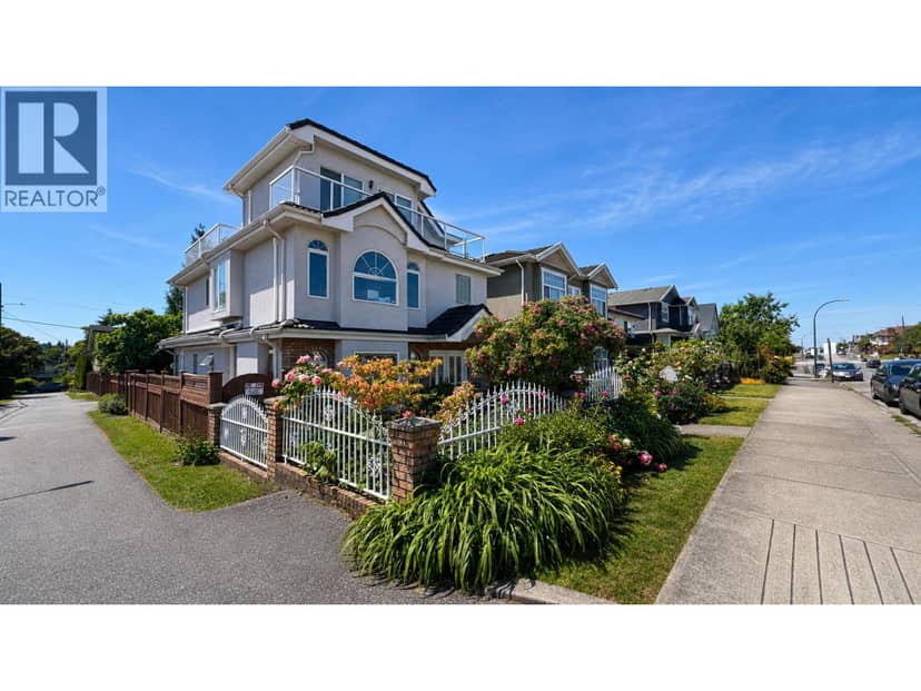 2776 E GEORGIA STREET, Vancouver, photo 2