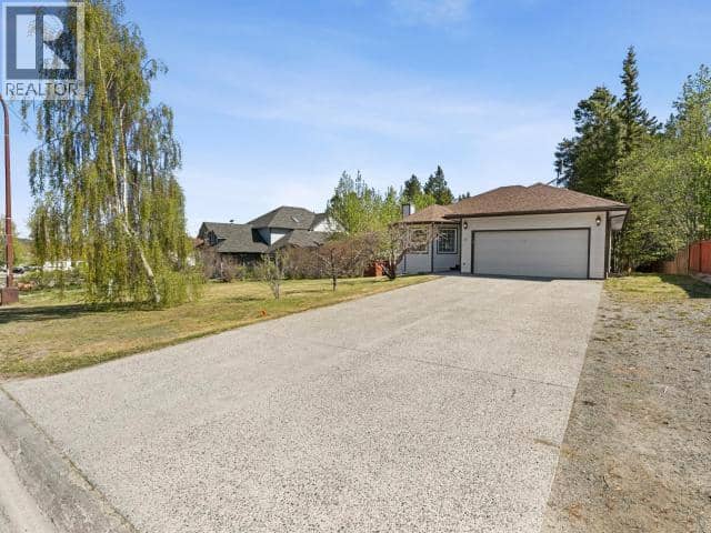 34 Thompson Road — photo 2 of 38