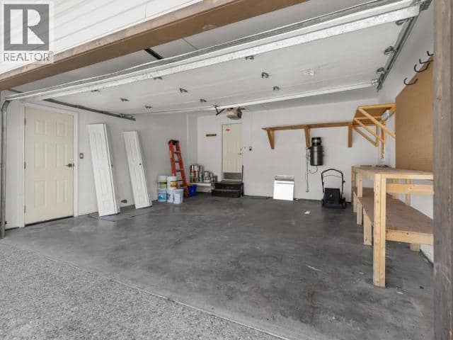 34 Thompson Road — photo 23 of 38