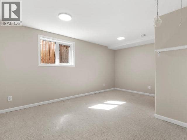 34 Thompson Road — photo 30 of 38