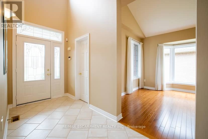 8 Sophie Court, Grimsby, photo 6