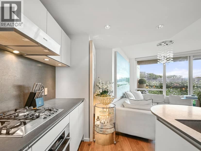 803 8555 GRANVILLE STREET, Vancouver, photo 8