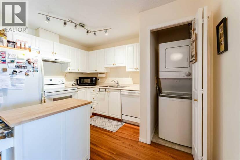 415, 5000 Somervale Court SW, Calgary, photo 5