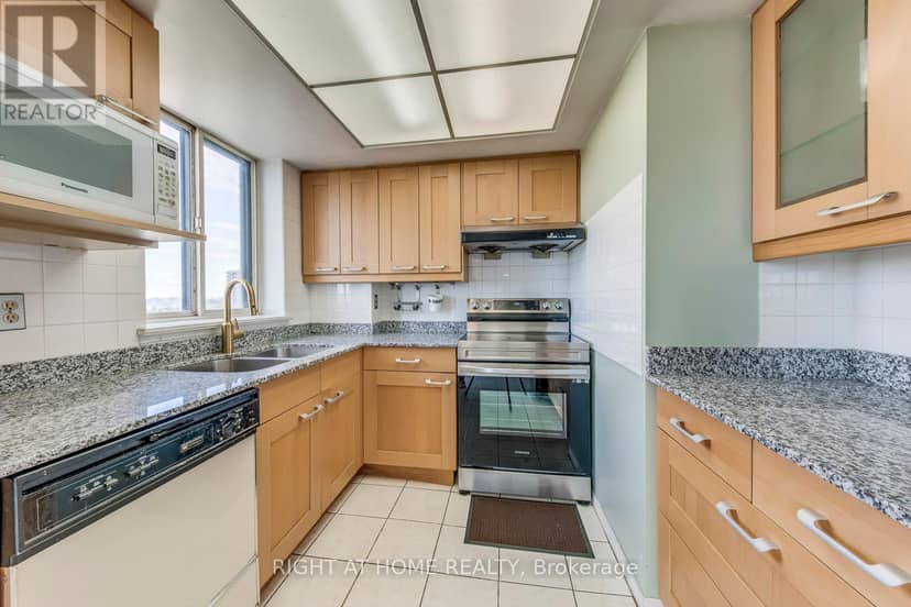 1603 - 1360 Rathburn Road E — photo 19 of 31