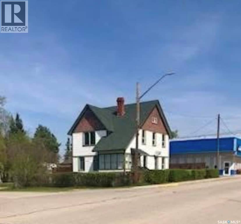 102 2nd AVENUE N, Big River
