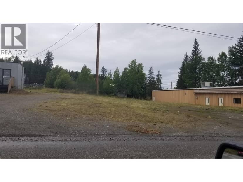 956 ALPINE AVENUE, 100 Mile House