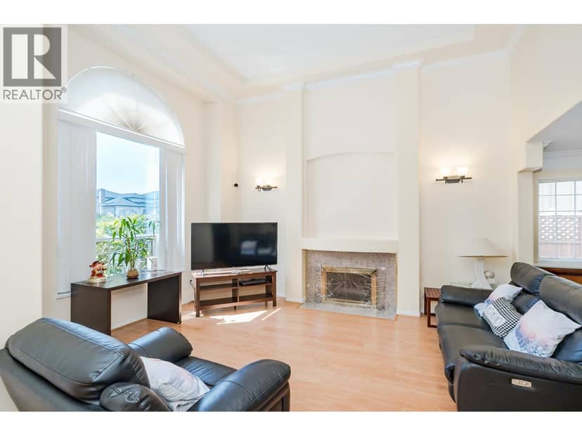 12100 CAMERON DRIVE, Richmond, photo 2