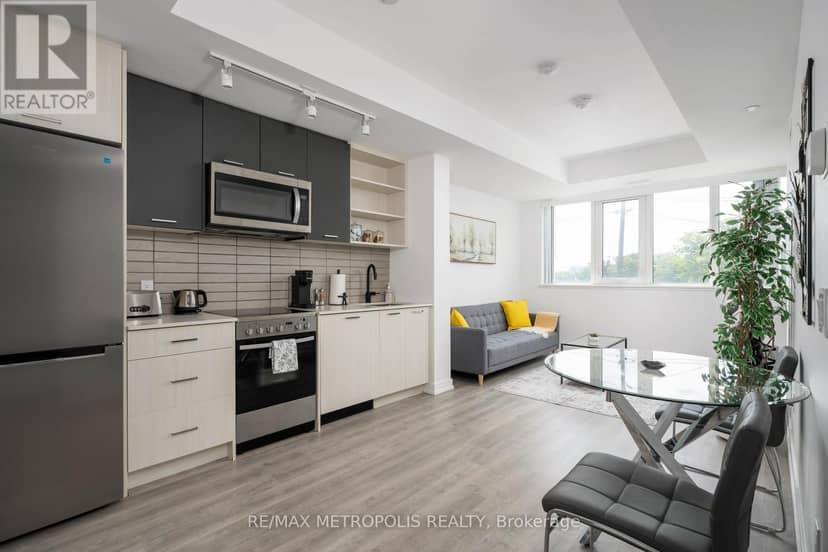 307 - 2300 St Clair Avenue W, Toronto, photo 2