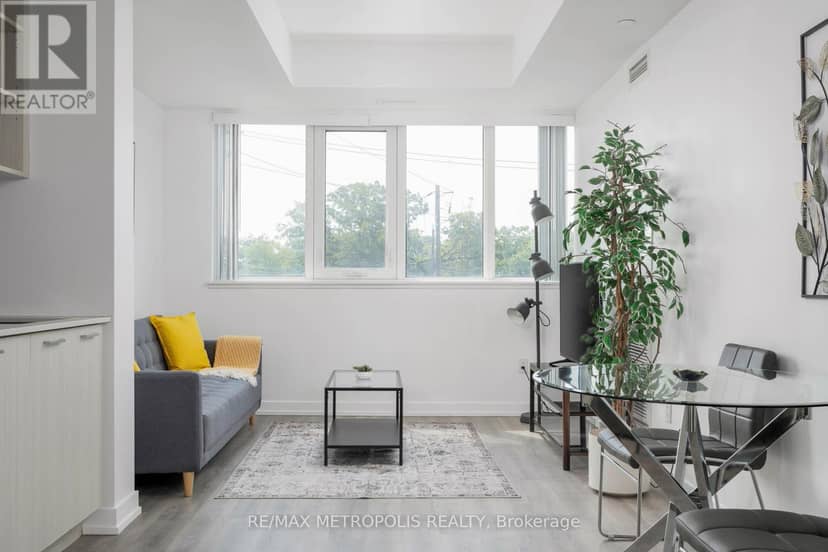 307 - 2300 St Clair Avenue W, Toronto, photo 4