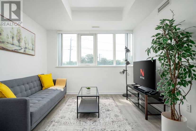 307 - 2300 St Clair Avenue W, Toronto, photo 5