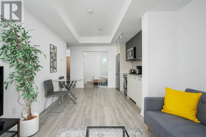307 - 2300 St Clair Avenue W, Toronto, photo 6
