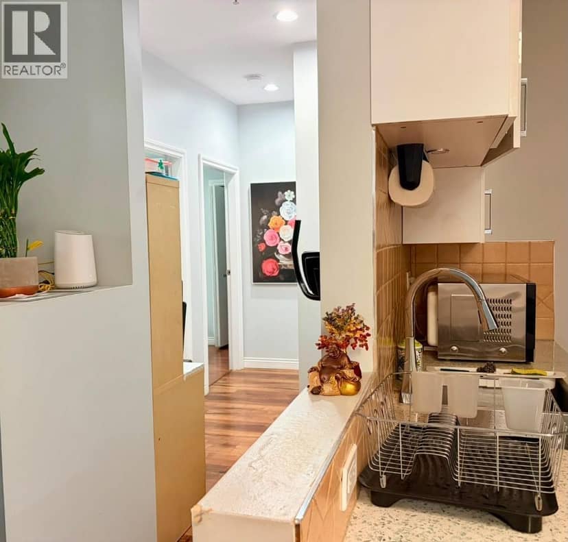 203 6460 MAIN STREET, Vancouver, photo 2