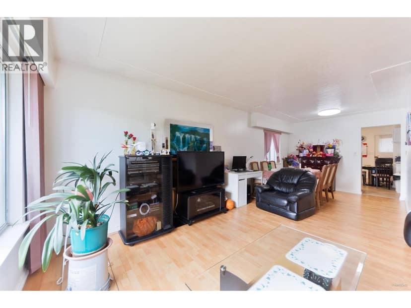 3185 E 16TH AVENUE, Vancouver, photo 5