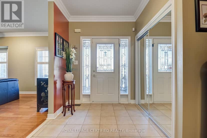 2 Orchard Park Gate — photo 3 of 40