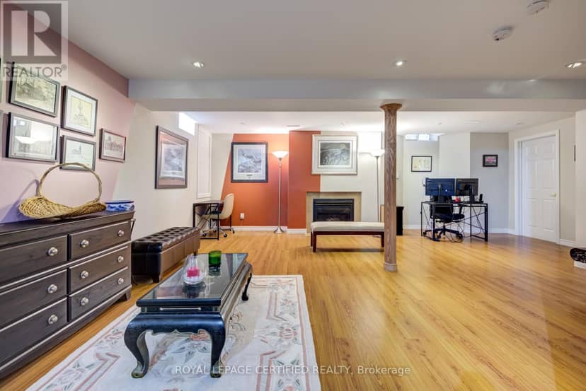 2 Orchard Park Gate — photo 33 of 40