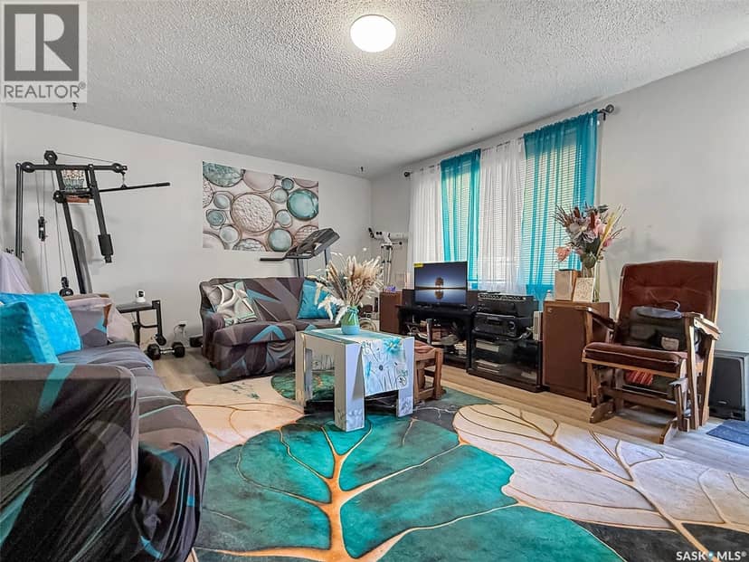 168 2nd AVENUE SE, Swift Current, photo 2