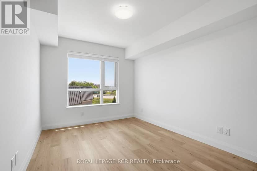 808 - 58 Lakeside Terrace — photo 14 of 39