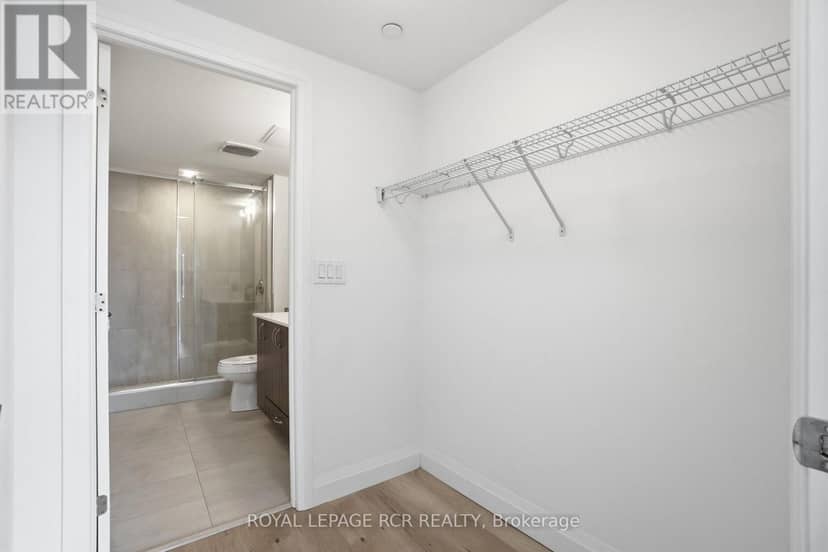 808 - 58 Lakeside Terrace — photo 16 of 39