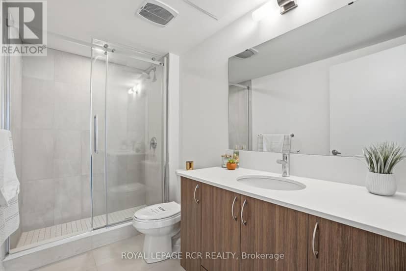 808 - 58 Lakeside Terrace — photo 17 of 39