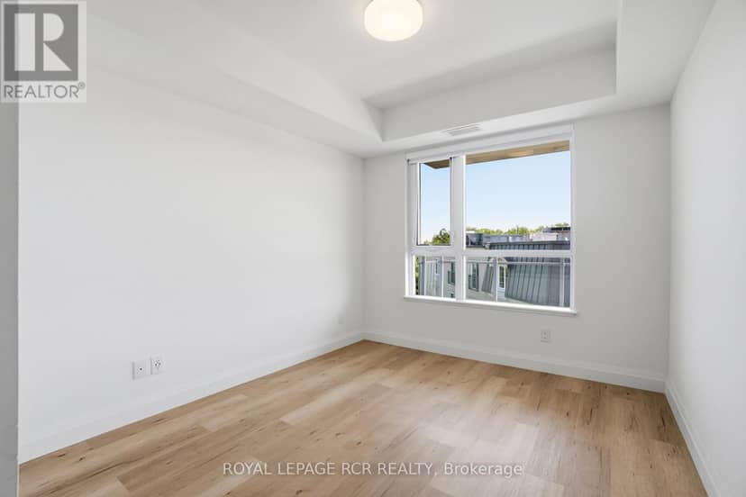 808 - 58 Lakeside Terrace — photo 19 of 39