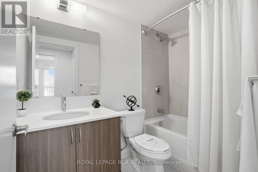 808 - 58 Lakeside Terrace — photo 21 of 39