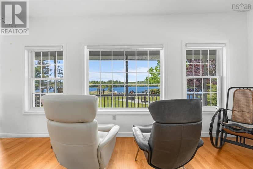 3 Ryers Lane — photo 9 of 40