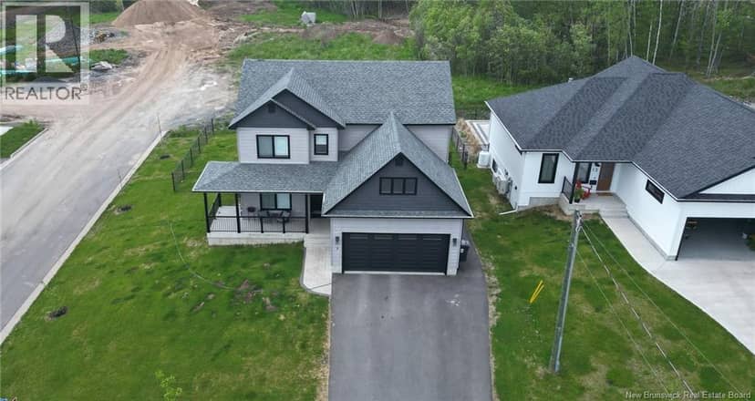7 Aurora Street — photo 4 of 40
