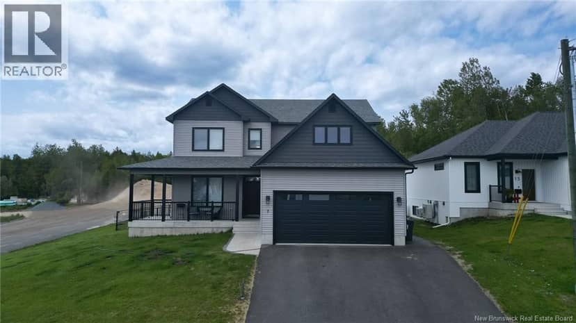 7 Aurora Street — photo 3 of 40