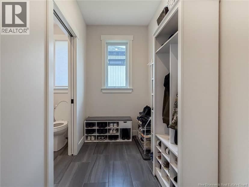 7 Aurora Street — photo 23 of 40