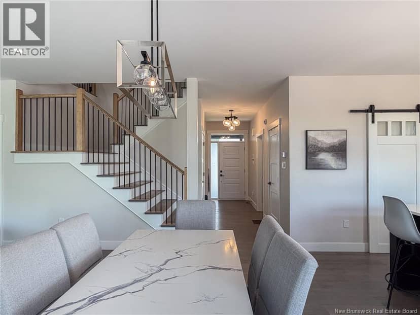 7 Aurora Street — photo 10 of 40