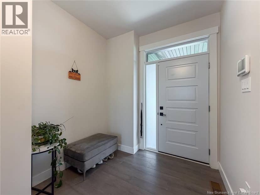 7 Aurora Street — photo 7 of 40