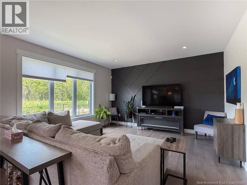 7 Aurora Street — photo 19 of 40