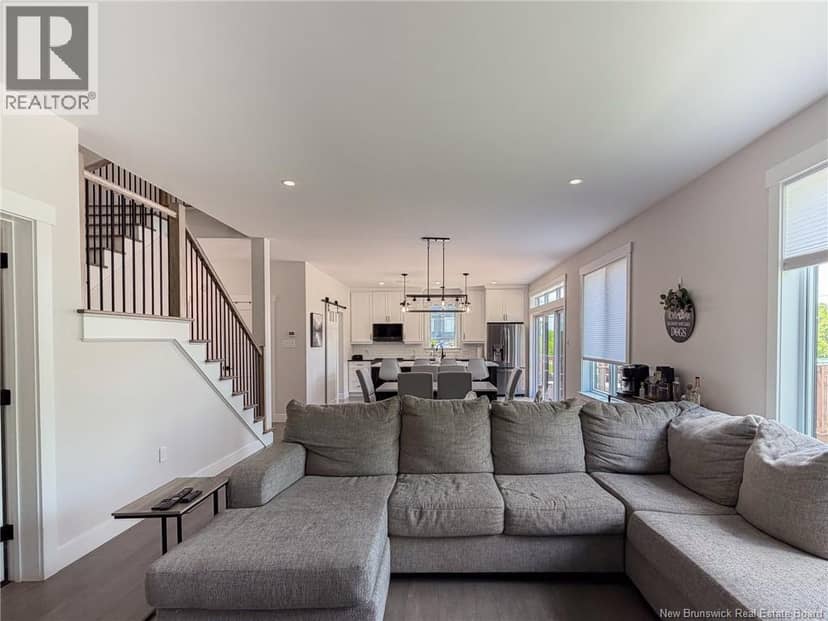 7 Aurora Street — photo 21 of 40