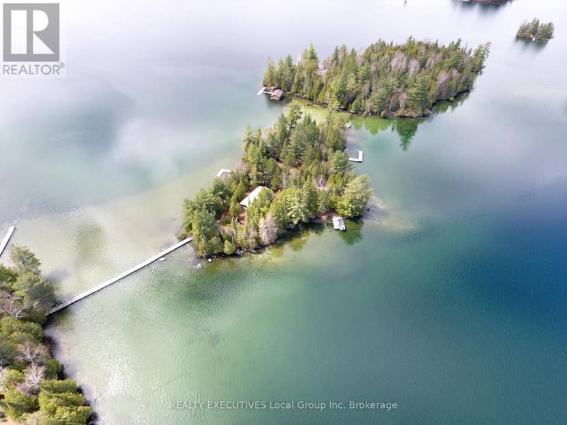 2 Island 939, Temagami, photo 4