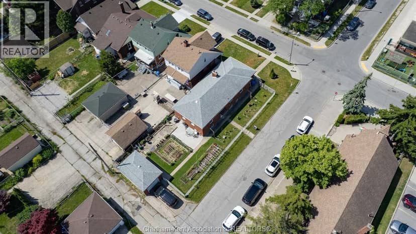 1402 Elsmere AVENUE, Windsor, photo 4
