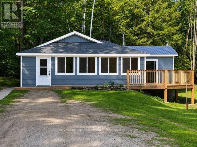 1049 South Road — photo 1 of 13