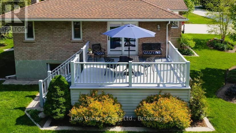 201 Shadywood Crescent — photo 29 of 38