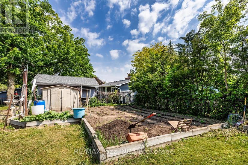 90 Aldred Drive — photo 21 of 27