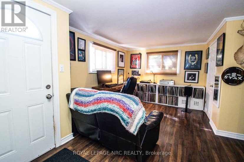 116 Lowell Avenue — photo 25 of 40