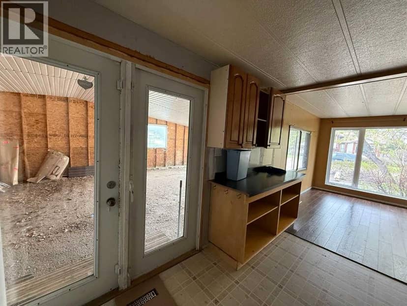 5410 51 Street, Berwyn, photo 7