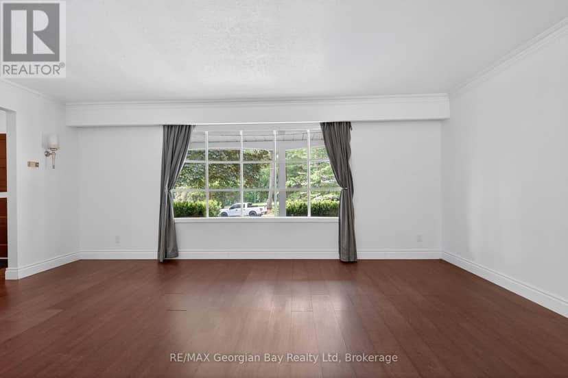 329 Glenbrook Drive — photo 5 of 40