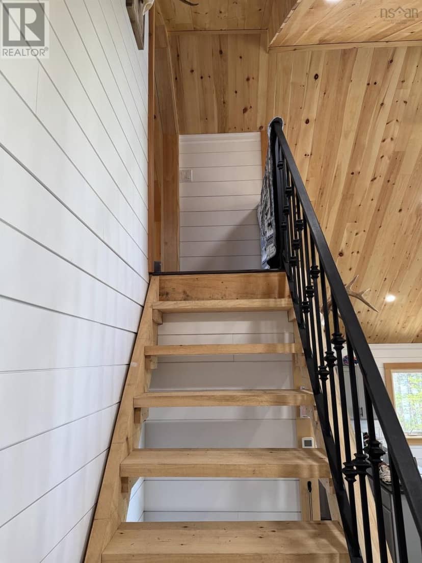 402 Melanson Road — photo 33 of 36