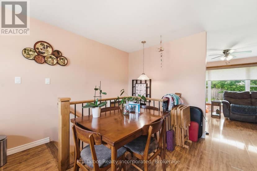 155 James Street — photo 11 of 38