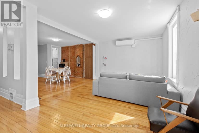 389 Daly Avenue — photo 10 of 37
